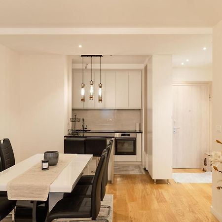 Luxury Amaaa Apartment Bar Exterior foto