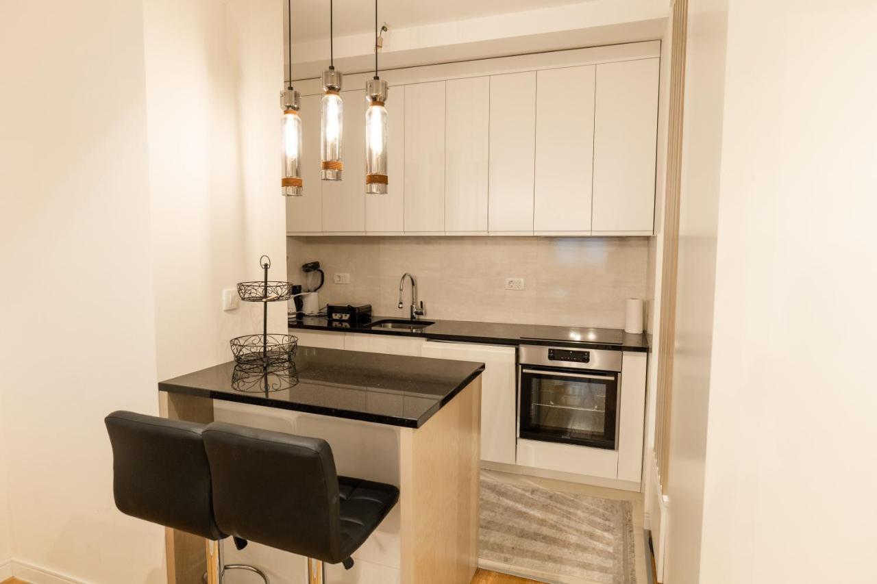 Luxury Amaaa Apartment Bar Exterior foto